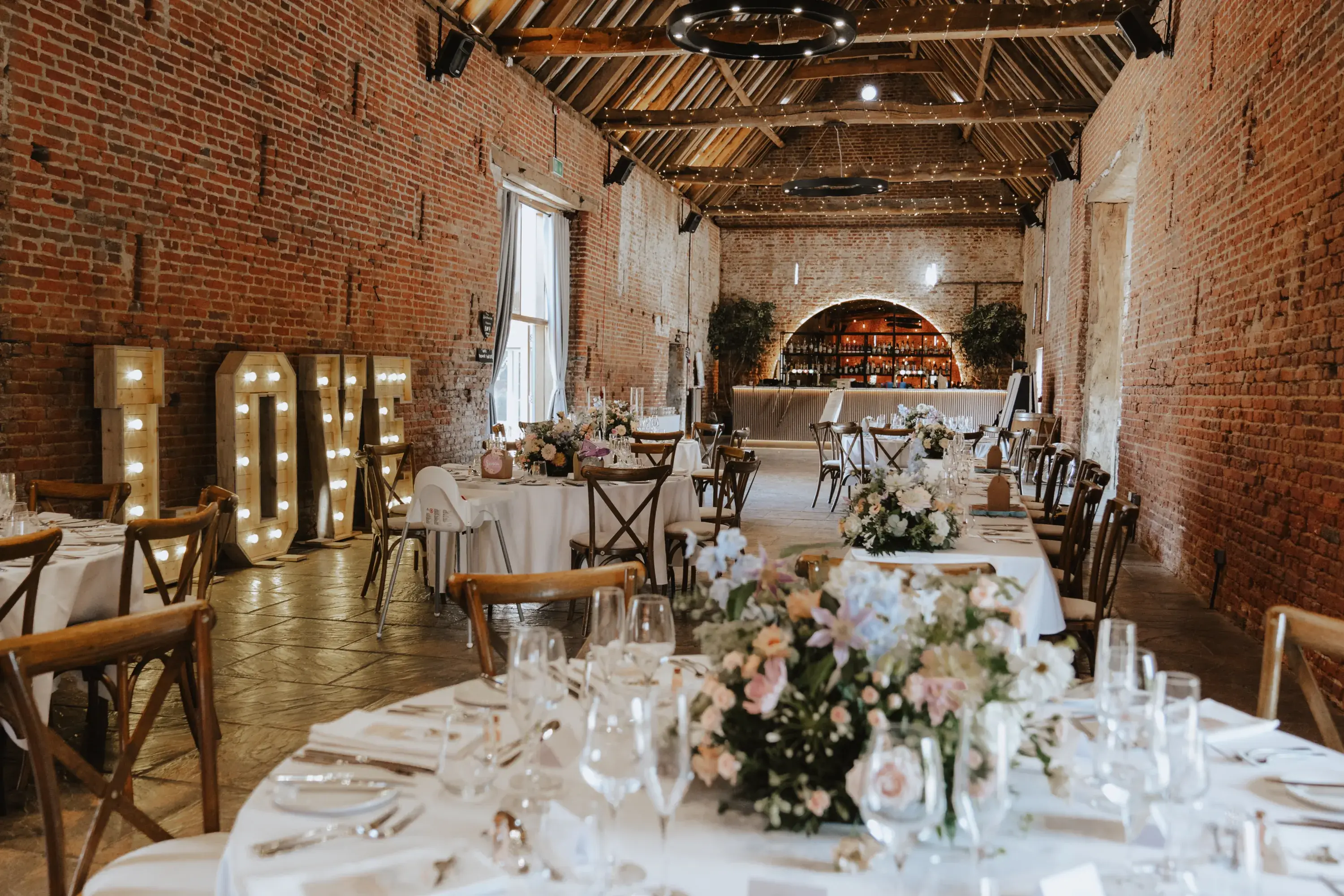 copdock-hall-exclusive-wedding-event-venue-suffolk-charlotte-wotton-photography-juliet-nick-87-3000px