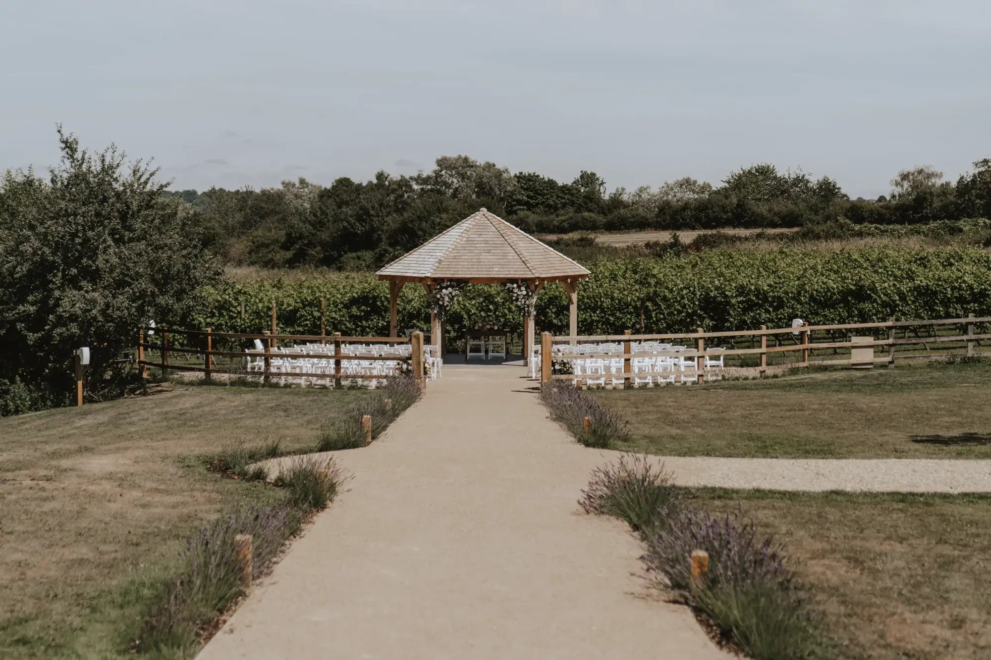 copdock-hall-exclusive-wedding-event-venue-suffolk-charlotte-wotton-photography-juliet-nick-6-2000x1333