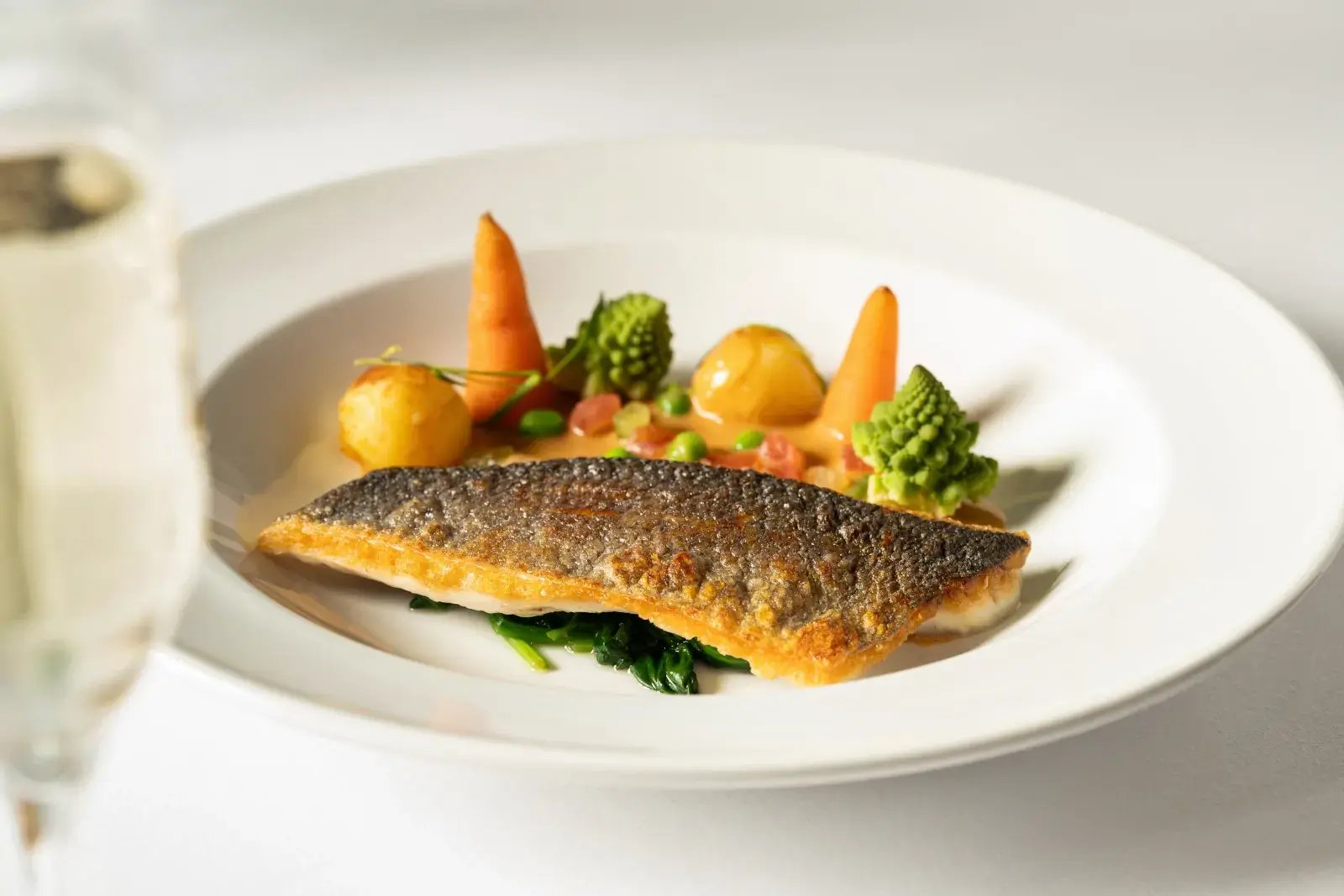 copdock-hall-exclusive-wedding-event-venue-suffolk-sophie-harrington-photography-food-16-1600x1067