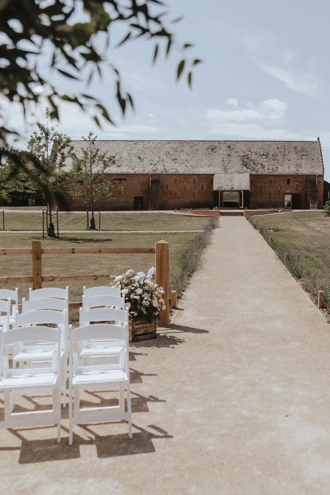 copdock-hall-exclusive-wedding-event-venue-suffolk-charlotte-wotton-photography-juliet-nick-11-1100x1650