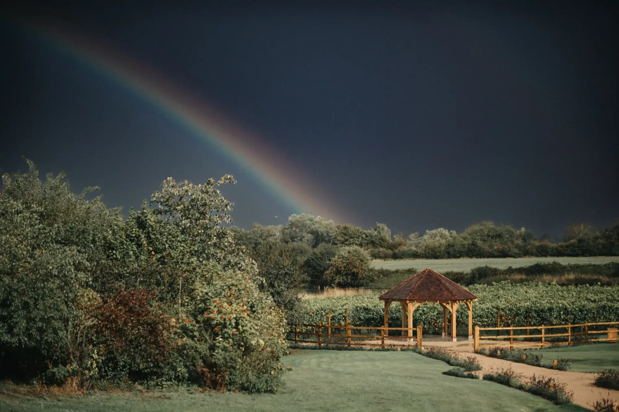 copdock-hall-exclusive-wedding-event-venue-suffolk-adam-prescott-photography-amy-jake-10-2000x1333